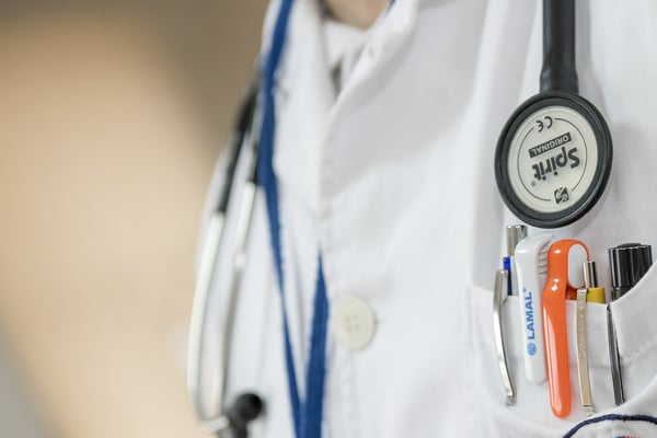 doctor 563428_1920