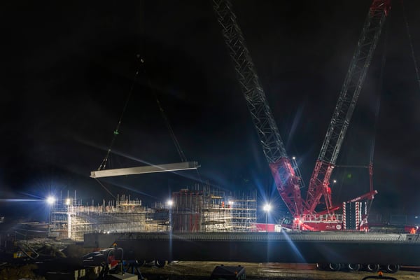 thorpe park leeds bridge install