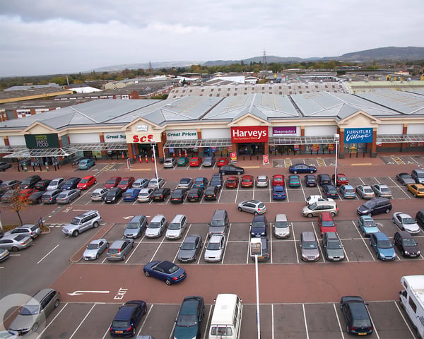 kingsditch_retail_park_cheltenham_picture_3_p8_1800x1440
