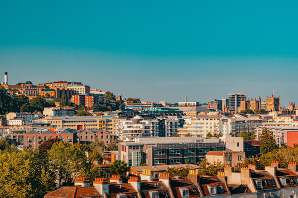 bristol martyna bober gijiewkb874 unsplash