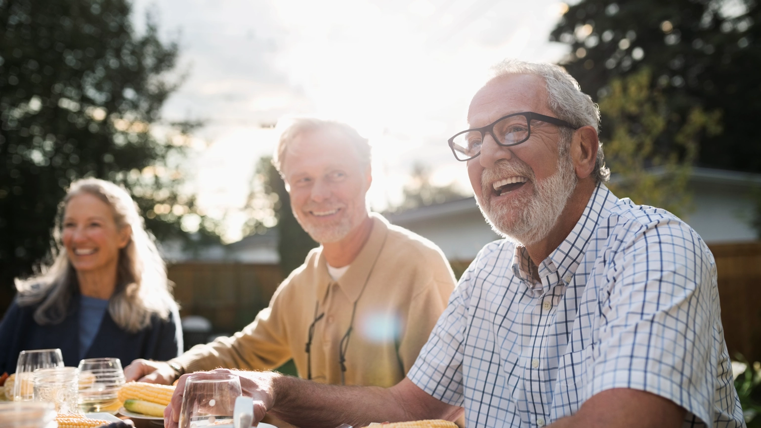 915089842 (2) 915089842 (2)