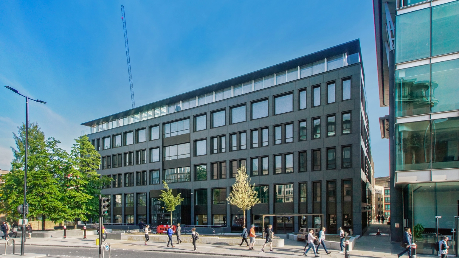 Senator, 85 Queen Victoria Street, London EC4 Senator, 85 Queen Victoria Street, London EC4