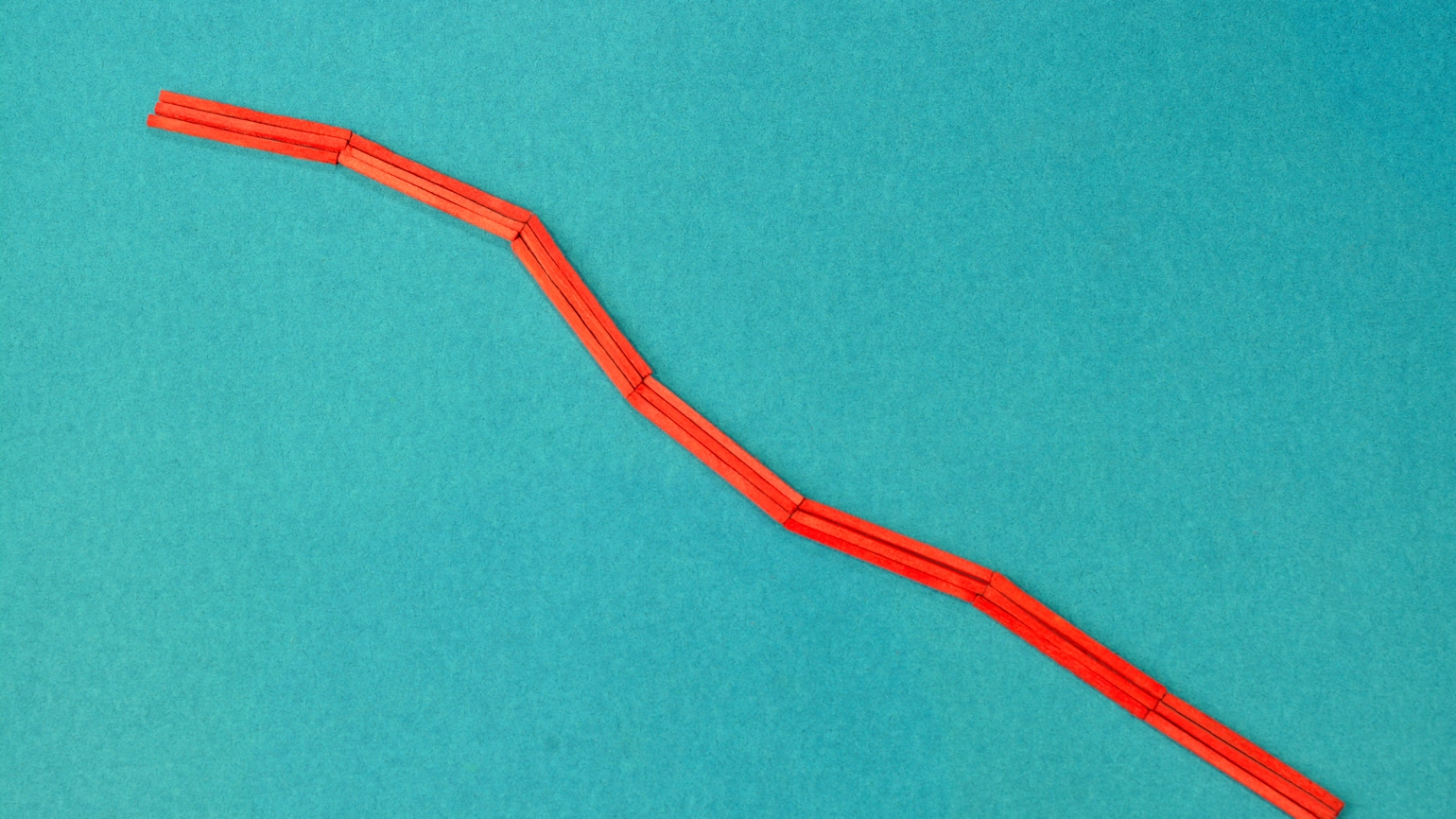 Illustration of chart decreasing Illustration of chart decreasing