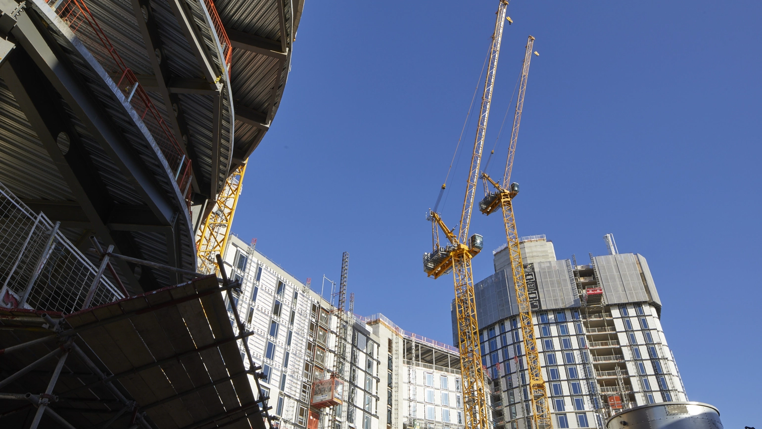 Legal & General completes £16 million buy-in with John Graham (Dromore) Limited Pension and Life Assurance Scheme Legal & General completes £16 million buy-in with John Graham (Dromore) Limited Pension and Life Assurance Scheme