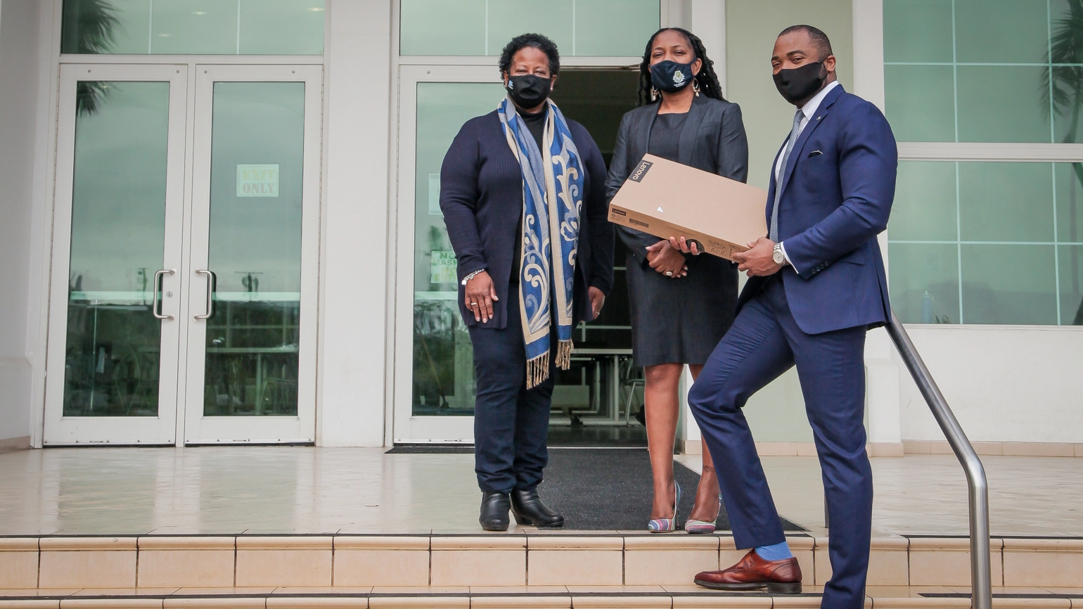 Lighthouse Connect Laptop delivery Lighthouse Connect Laptop delivery