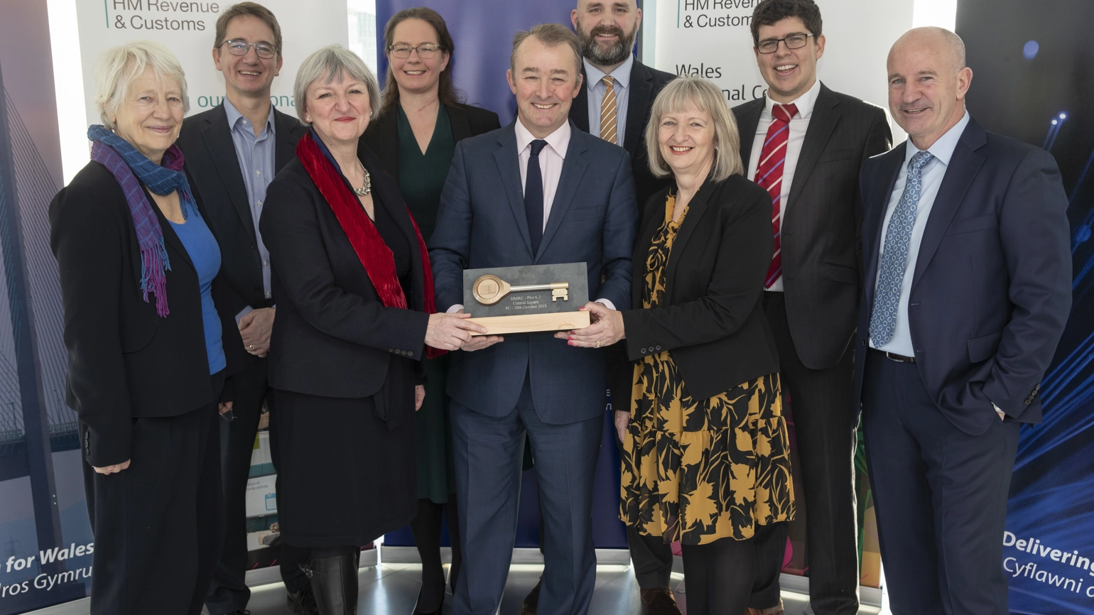 Government gets keys to £100m Cardiff hub Government gets keys to £100m Cardiff hub